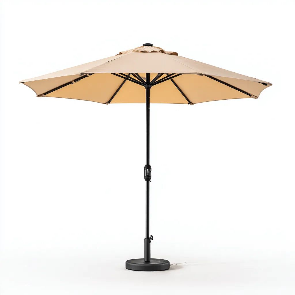 Ampio ombrellone da esterno 300×300×250 cm in tessuto beige e struttura nera per zona pranzo outdoor